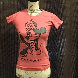 Uniqlo minnie shirt